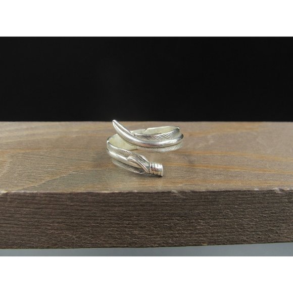 Size 6.75 Sterling Silver Lena Platero Feather Wrap Band Ring Vintage Statement - Picture 1 of 8